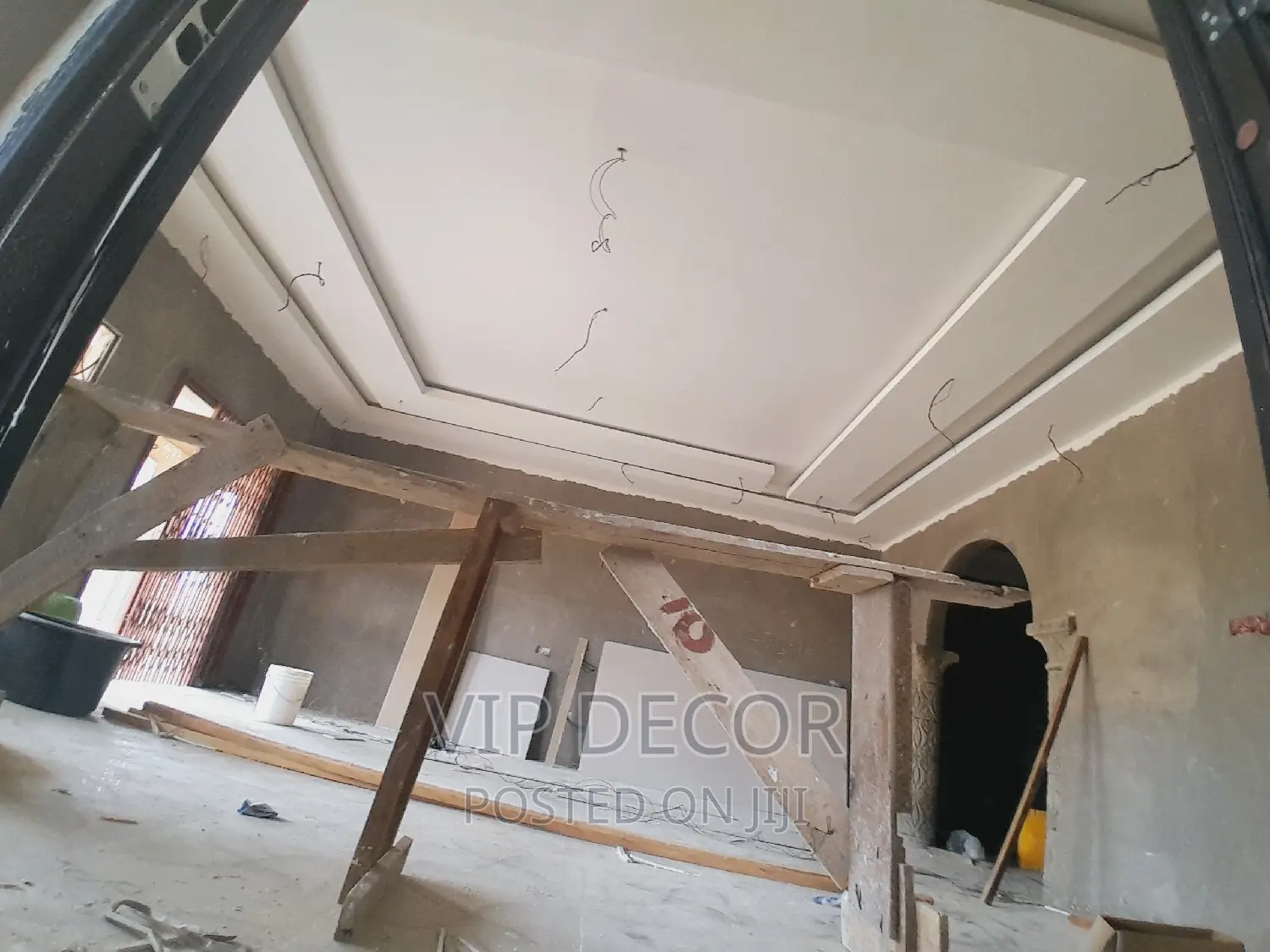 P.O.P and Plaster Board Ceiling