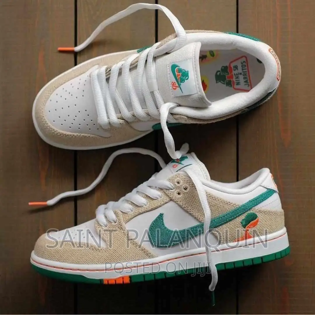 Nike Dunk Sneaker