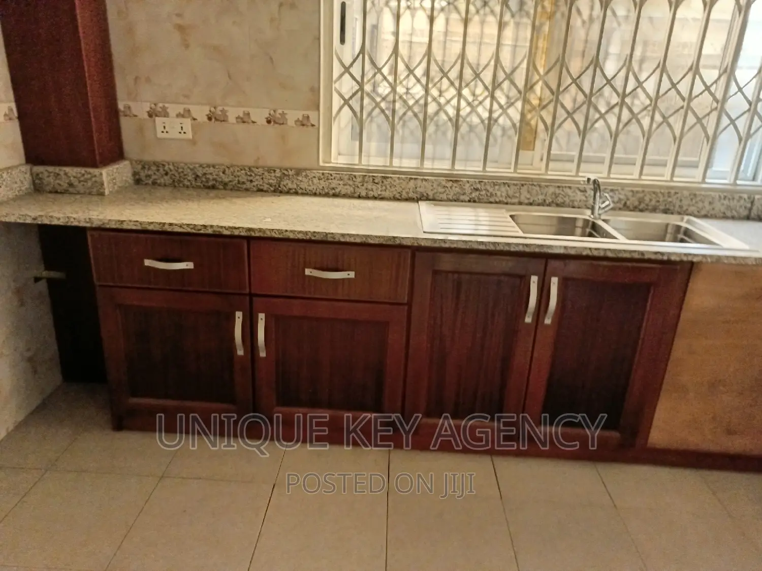3bdrm House in Unique Key Agency, North Kaneshie for rent