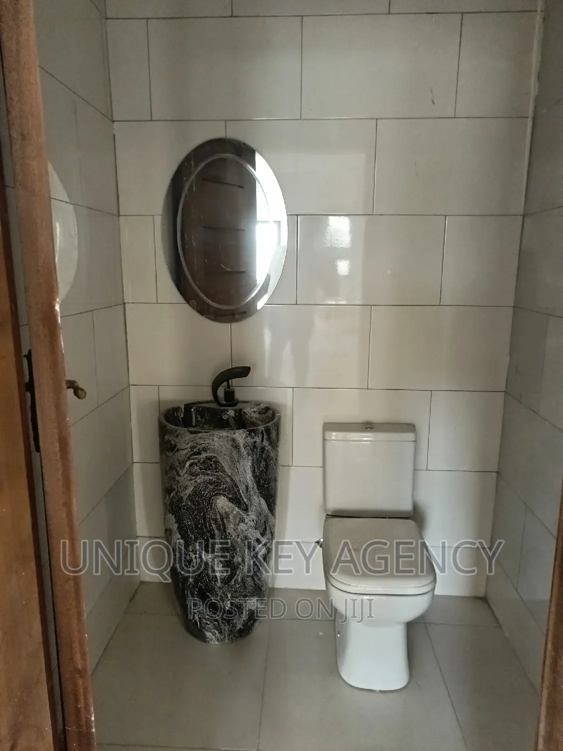 2bdrm Apartment in Unique Key Agency, Airport Residential Area