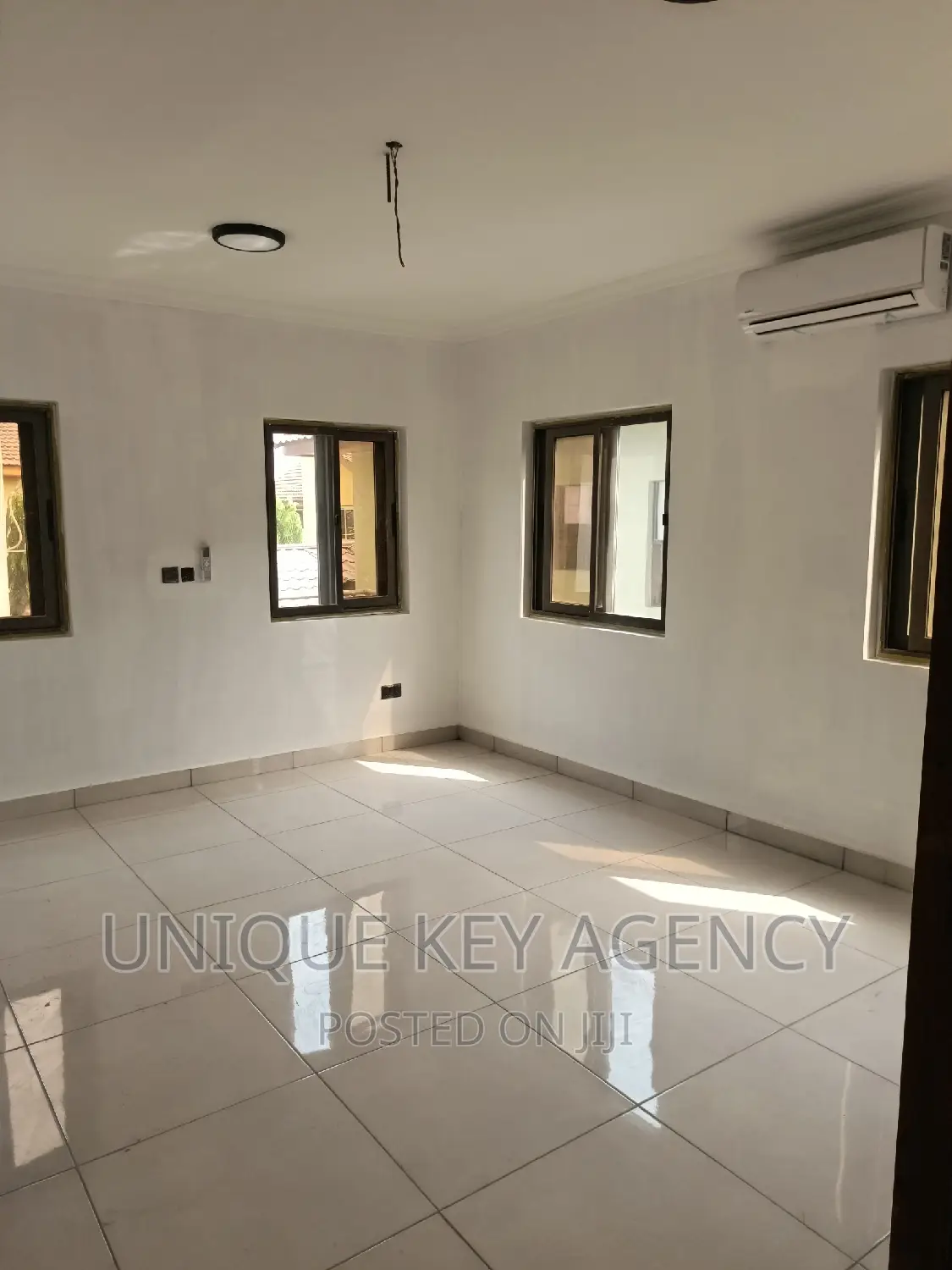 2bdrm Apartment in Unique Key Agency, Airport Residential Area