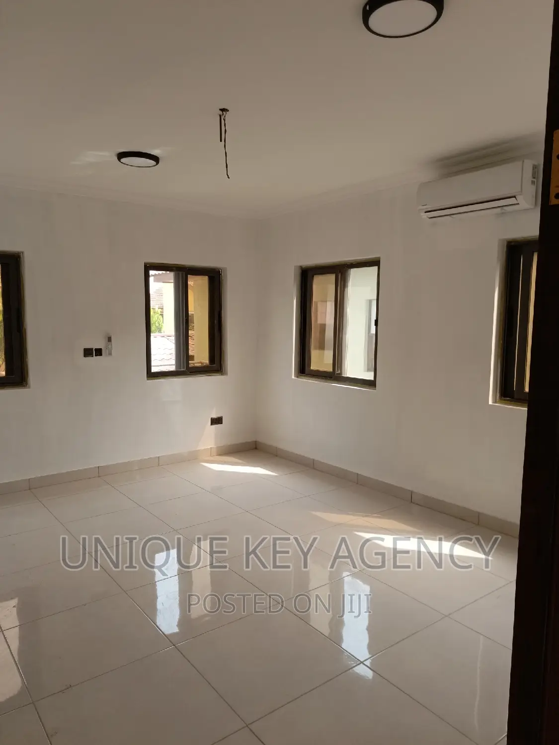 2bdrm Apartment in Unique Key Agency, Airport Residential Area