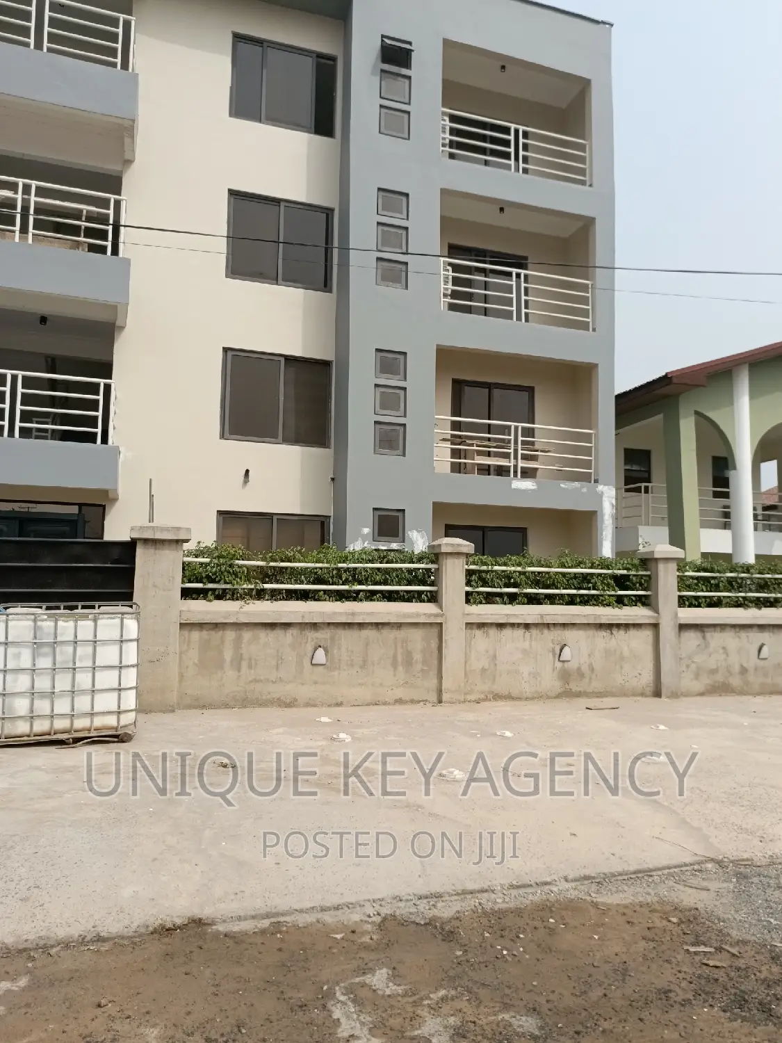 2bdrm Apartment in Unique Key Agency, Airport Residential Area