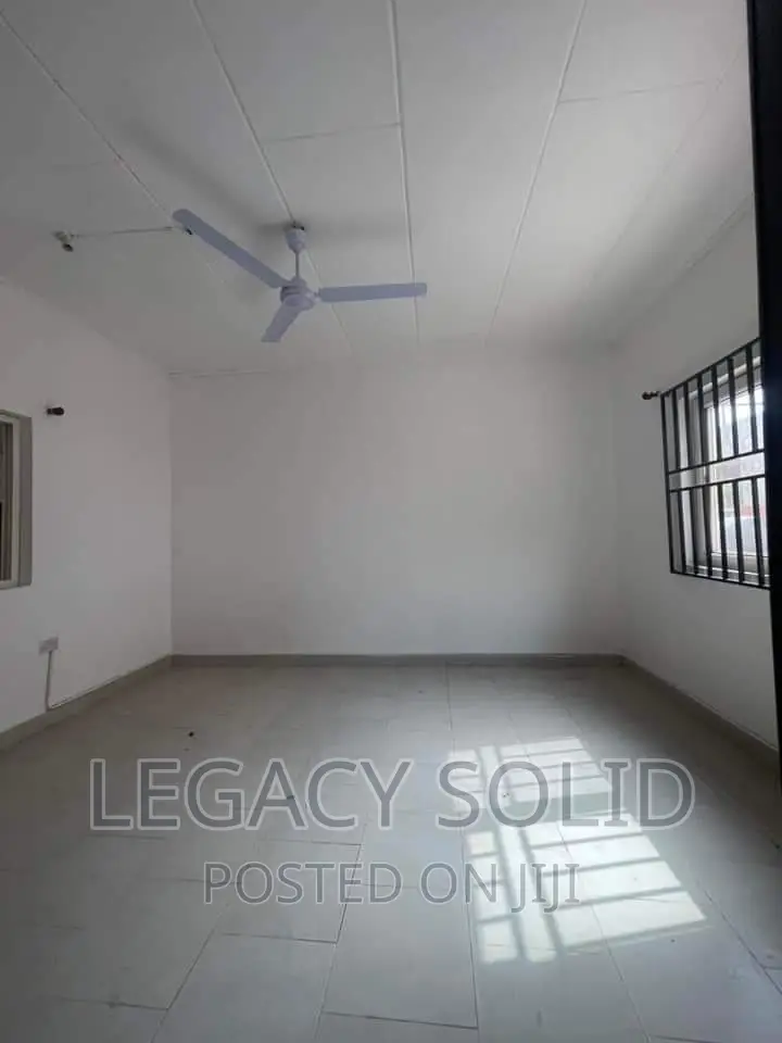 3bdrm House in Legacy Solid Real, Baatsona Total for rent