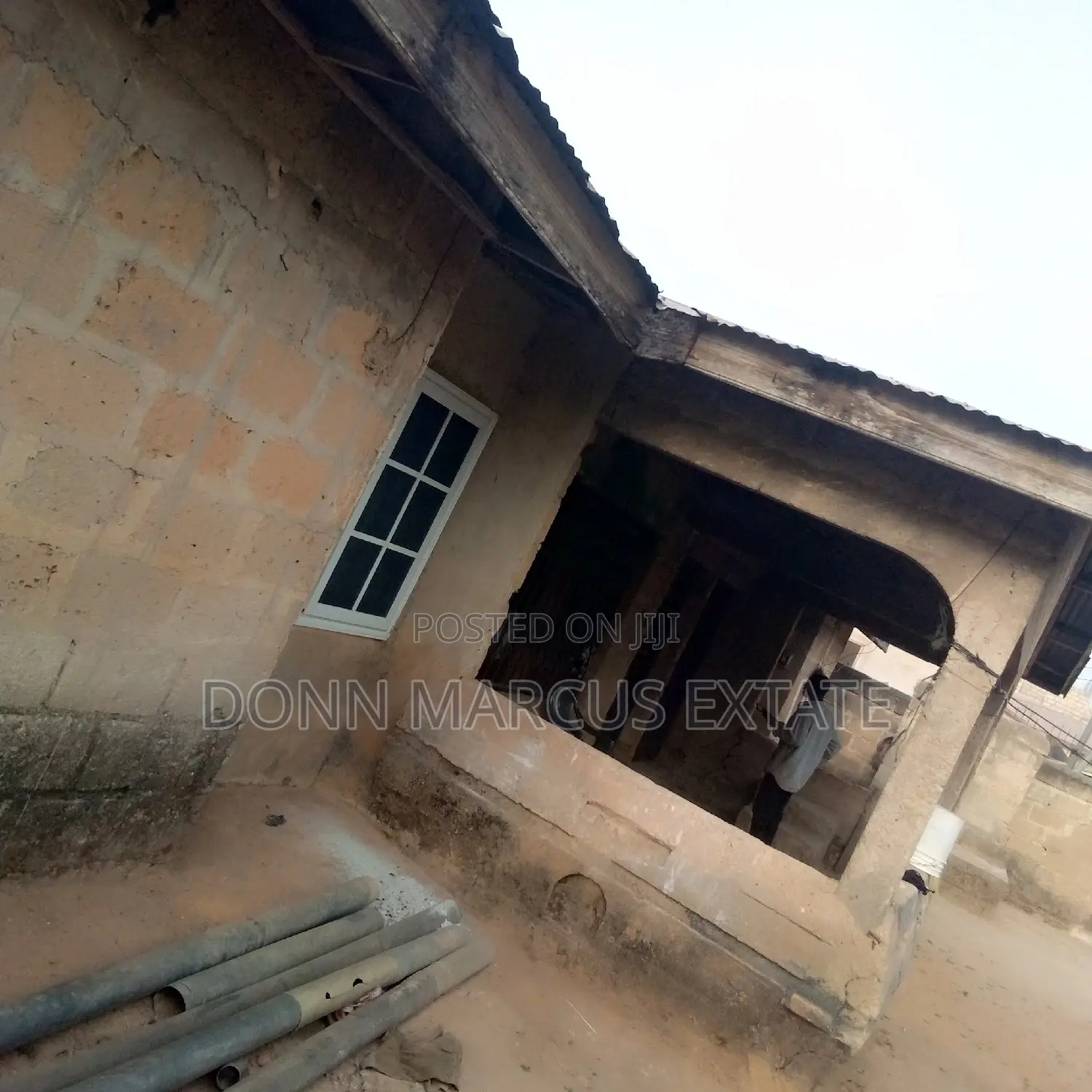 6bdrm House in Atimatim Taabuom, Kumasi Metropolitan for sale