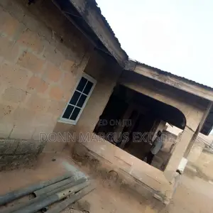 6bdrm House in Atimatim Taabuom, Kumasi Metropolitan for sale