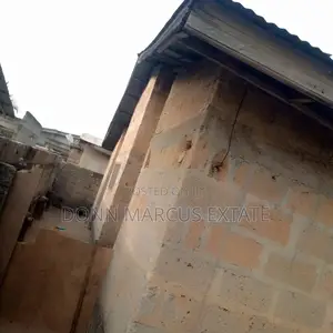 6bdrm House in Atimatim Taabuom, Kumasi Metropolitan for sale