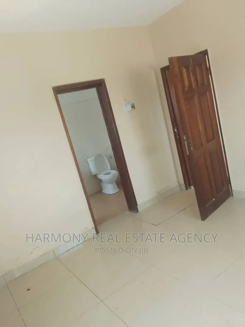 2bdrm Apartment in Kotobabi for rent