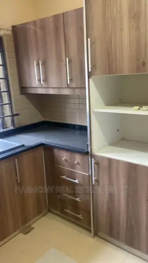 2bdrm Apartment in Kotobabi for rent