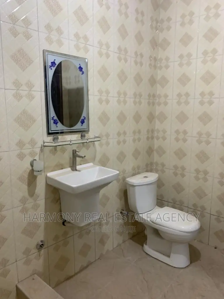 2bdrm Apartment in Kotobabi for rent