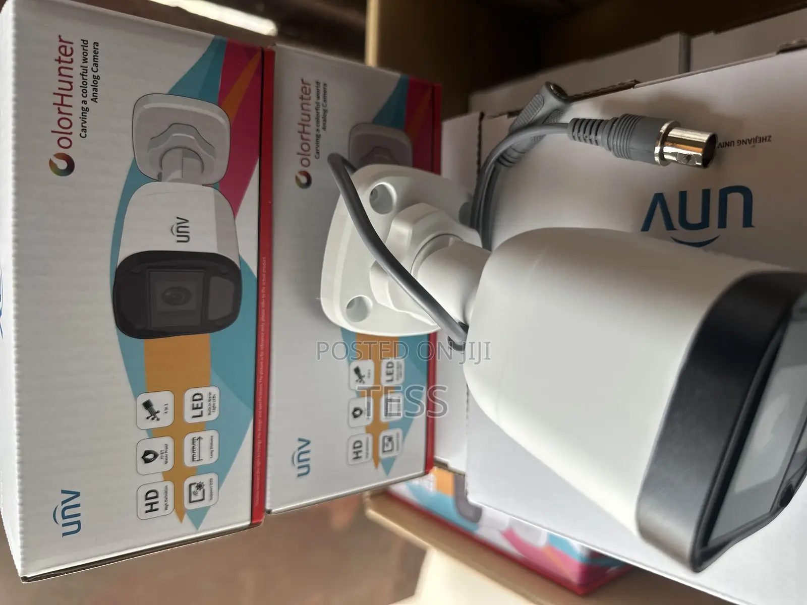 Unv (Uniview) 2MP Analog Full Color Audio Camera Colorhunter