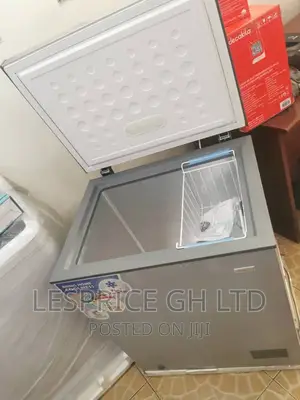 Top Cooling//Nasco 145L Chest Freezer