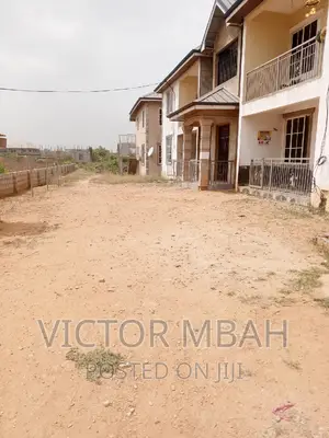 2bdrm Block of Flats in Community 25 Tema for sale