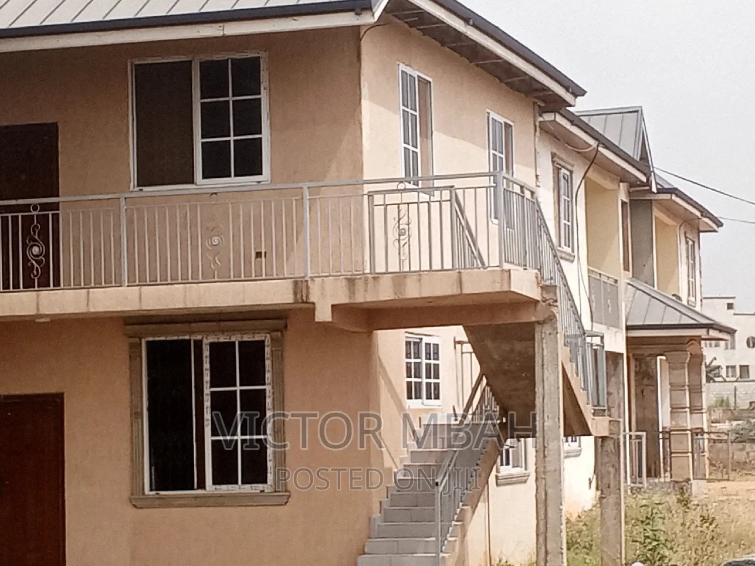 2bdrm Block of Flats in Community 25 Tema for sale