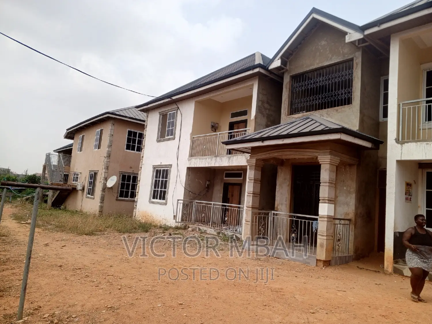 2bdrm Block of Flats in Community 25 Tema for sale