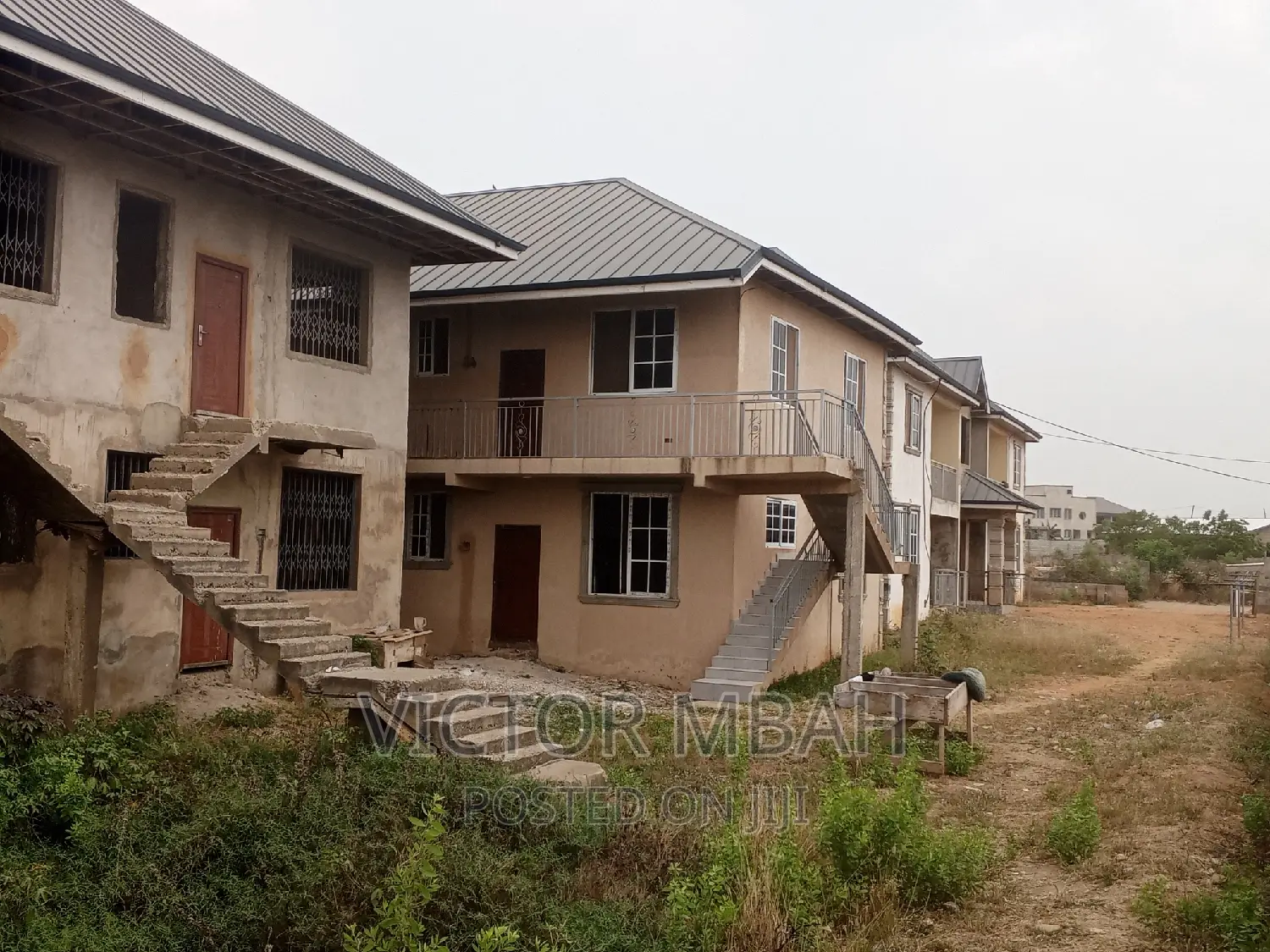 2bdrm Block of Flats in Community 25 Tema for sale