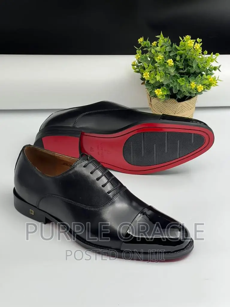 Unleash the Quality Leather Oxford Formal Men's Shoe