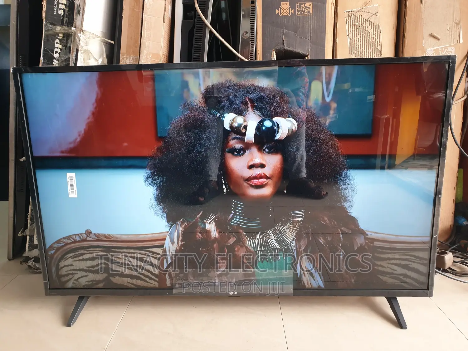 43/Lg 2022 Uhd/HDR Smart Satellite Tv