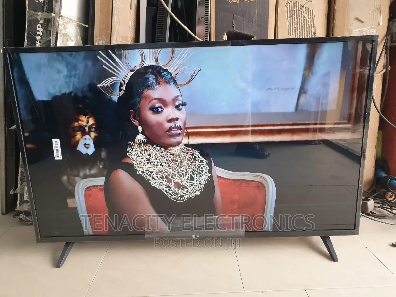 43/Lg 2022 Uhd/HDR Smart Satellite Tv