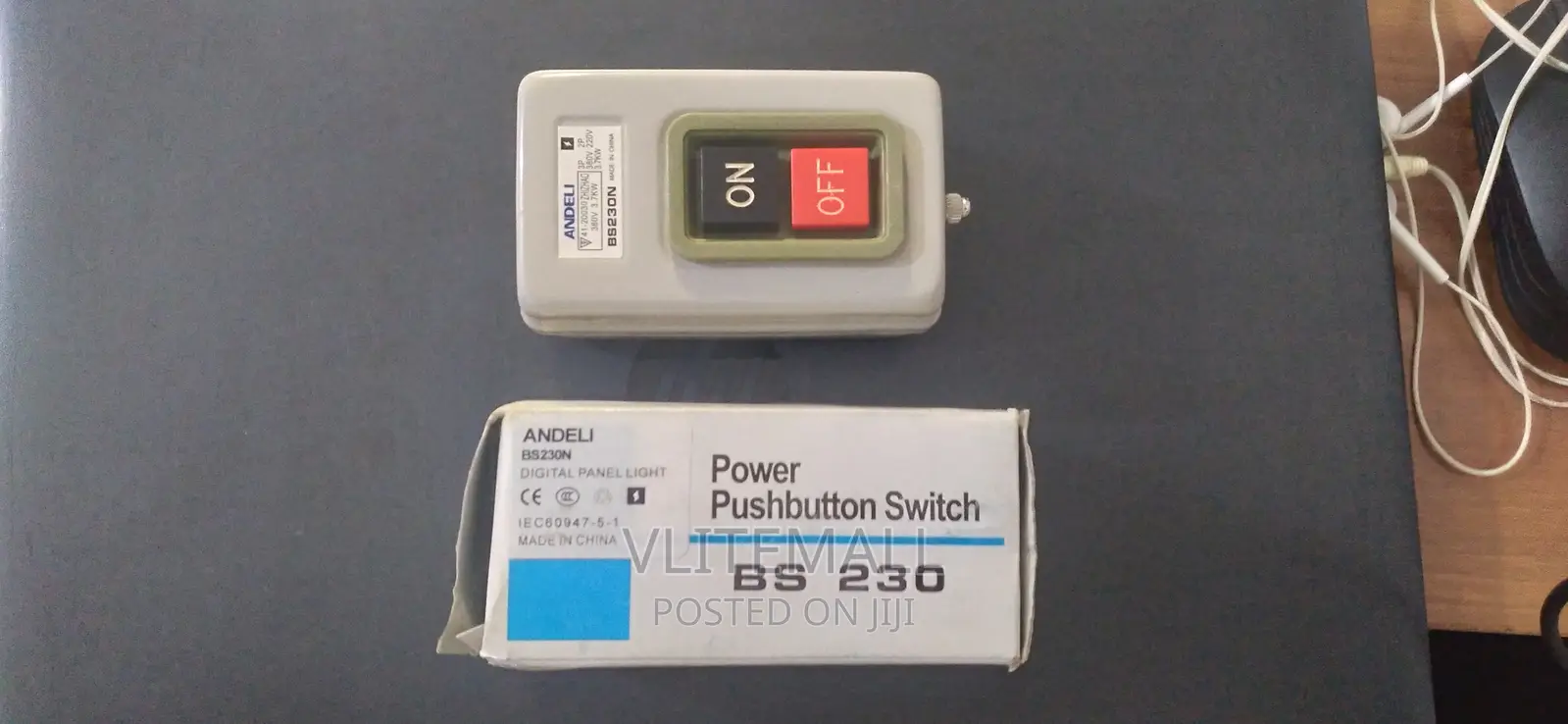 BS230 Pushbuttin Switch