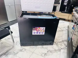 Energy Efficiency Chest Rainbow Freezer 200L Black