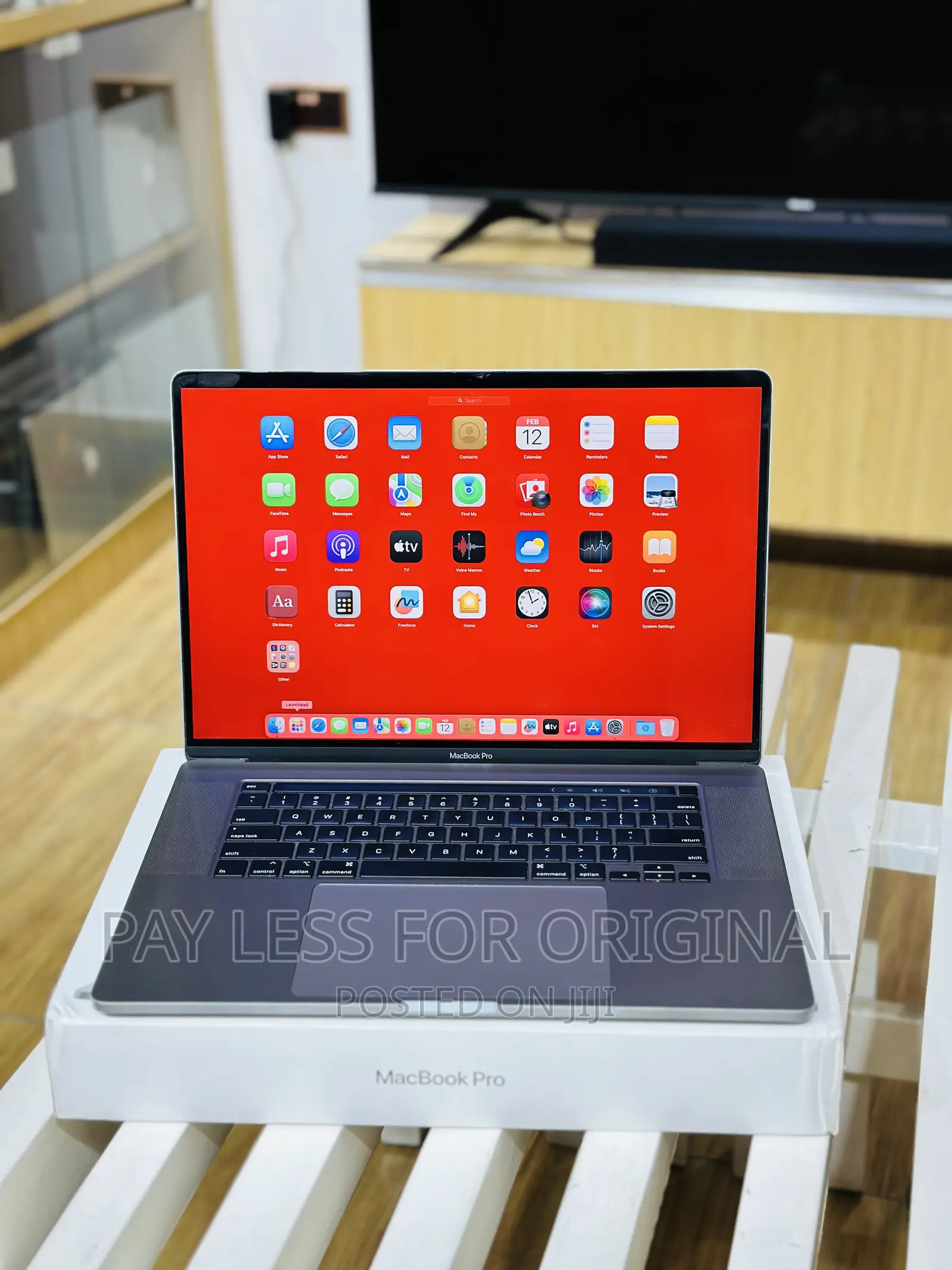 Laptop Apple MacBook Pro 2019 4GB Intel Core i9 SSD 1T