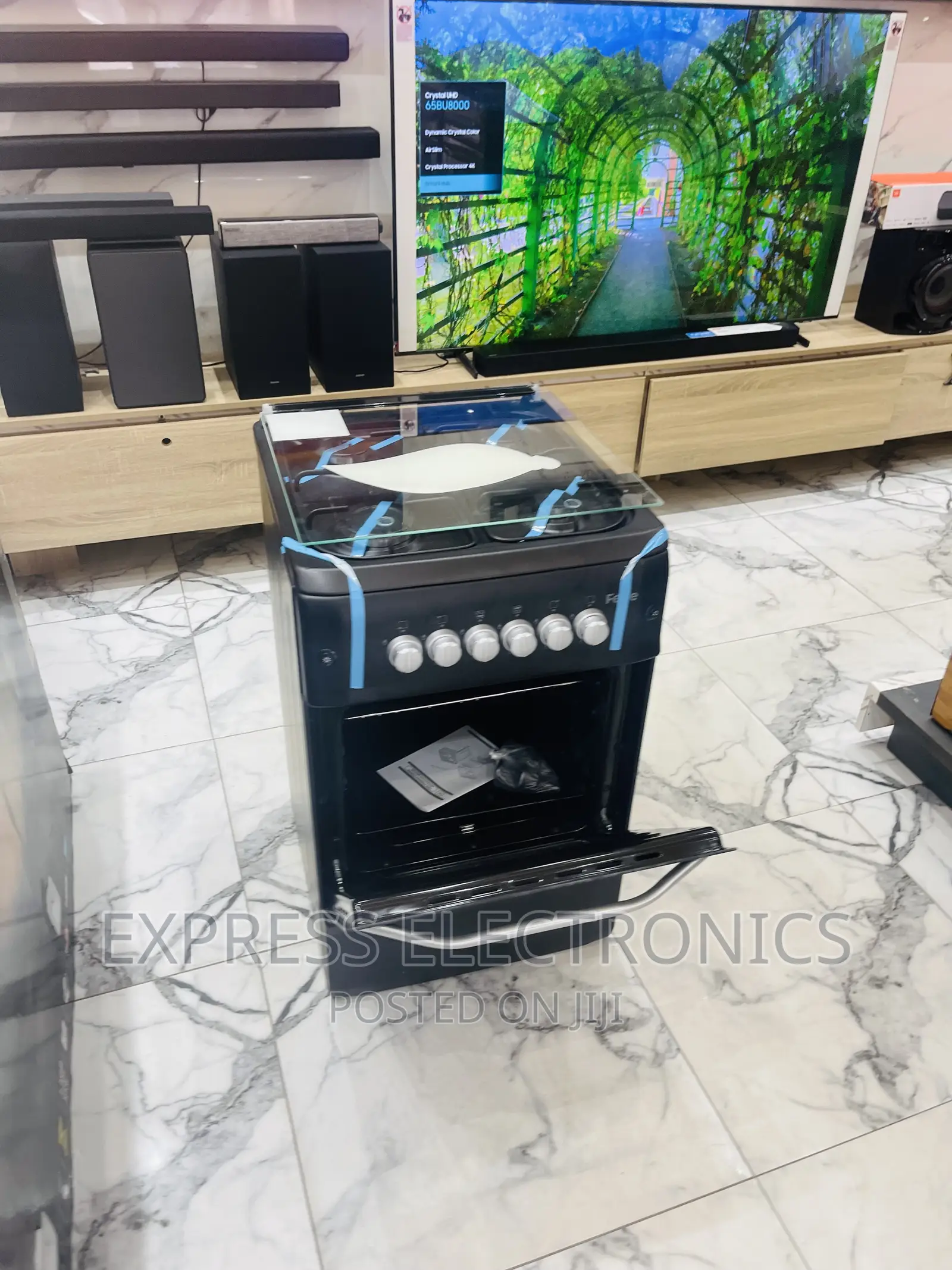 Black Gas Cooker 50/55 4burner 