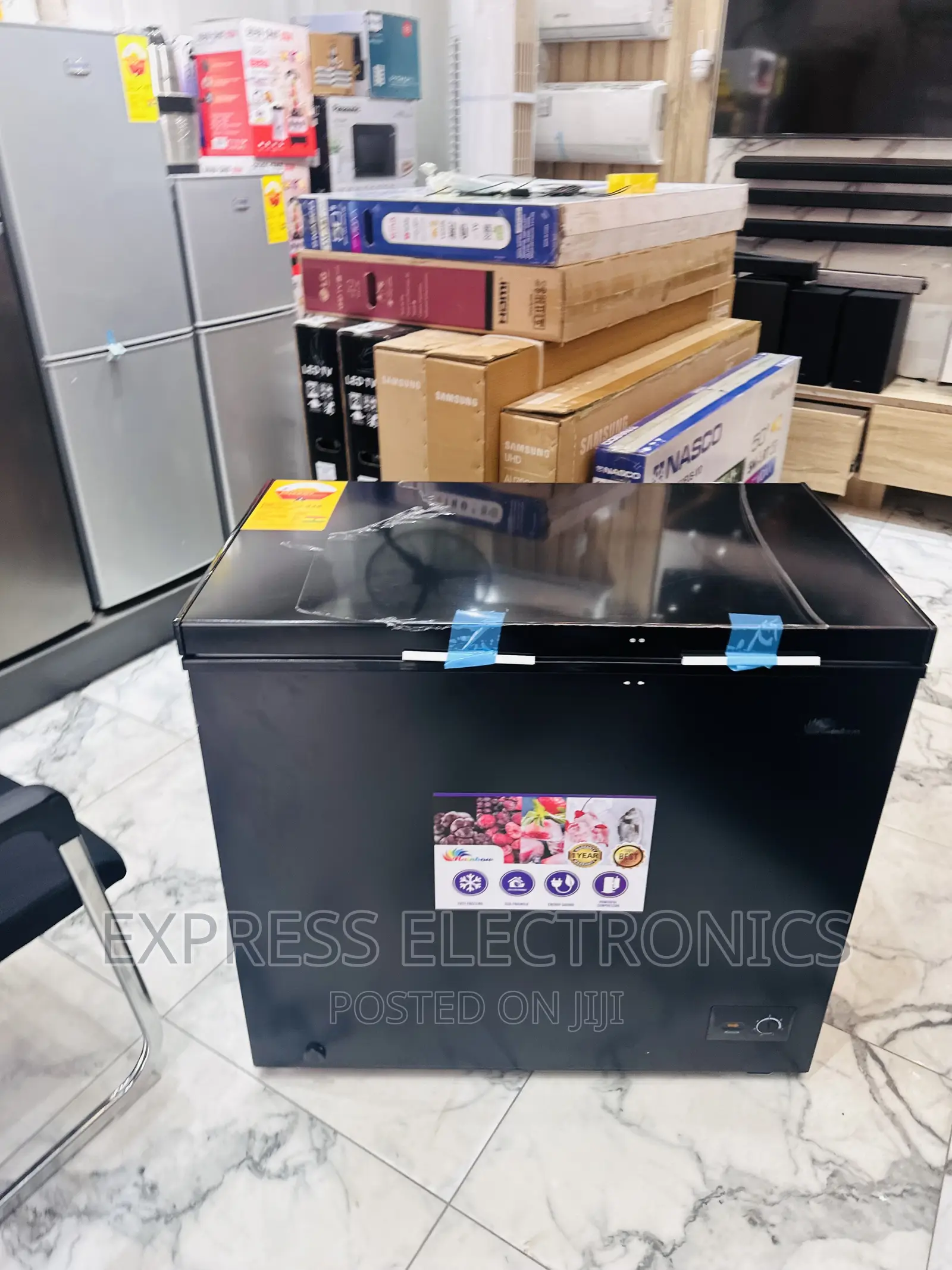 Less Expensive Chest Freezer Single Door Rainbow 200L Black