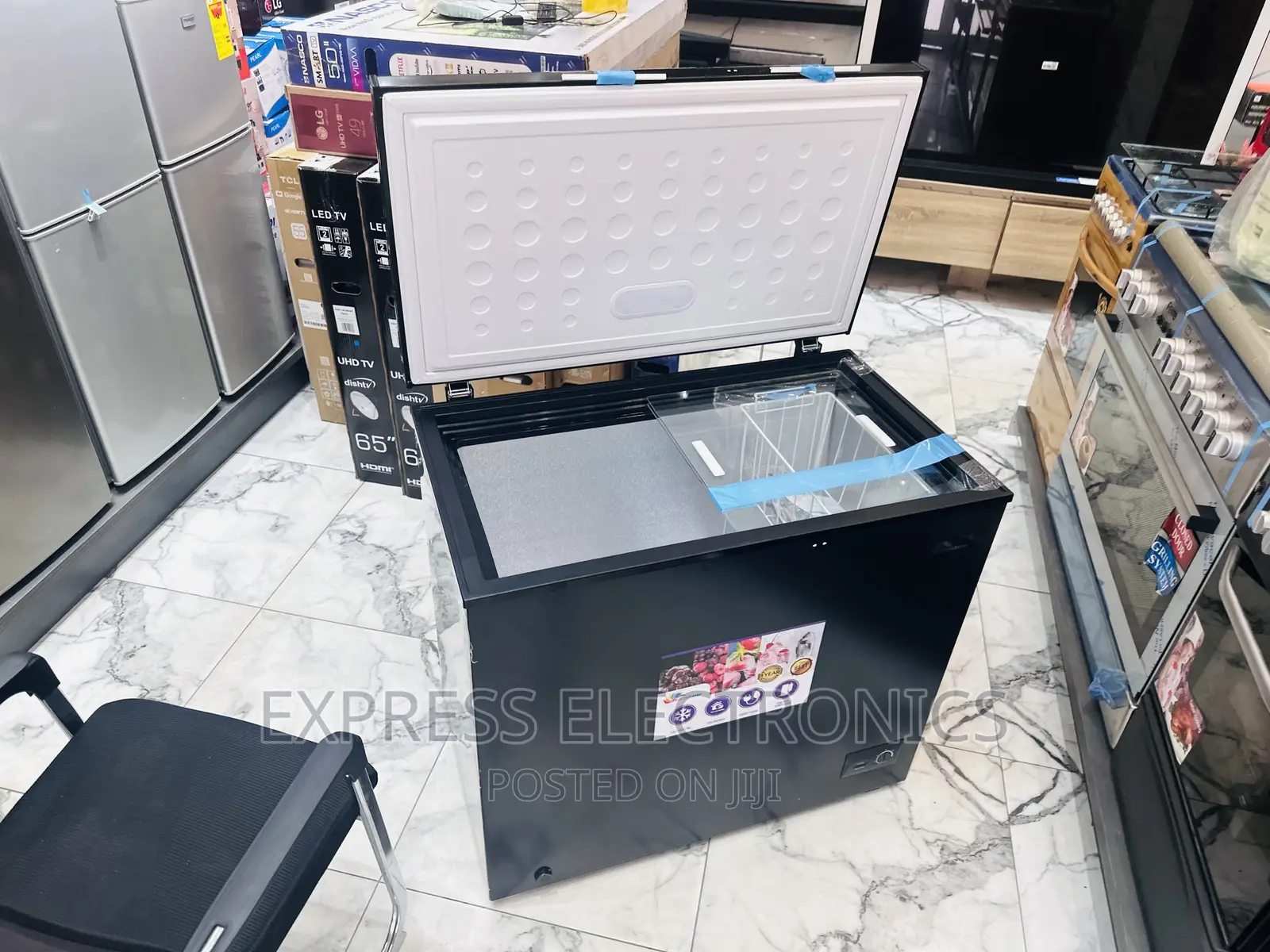 Freestanding Chest Freezer Single Door Rainbow 200L