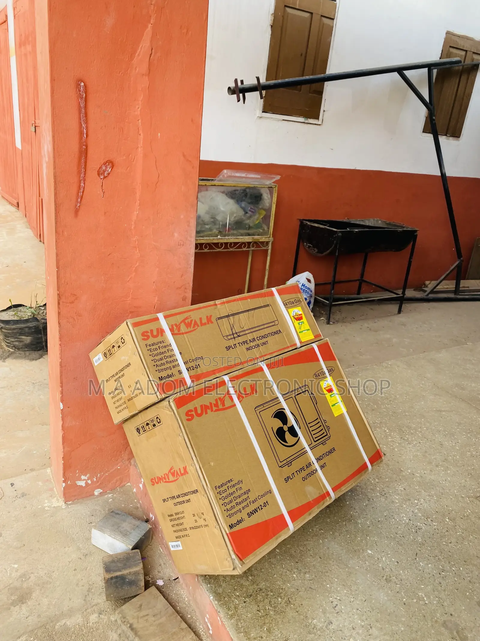 Super Cooling Sunnywalk 1.5hp Split Type Air Conditioner.