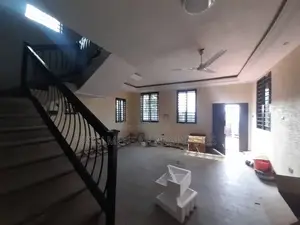 3bdrm House in Skm, Achimota for rent