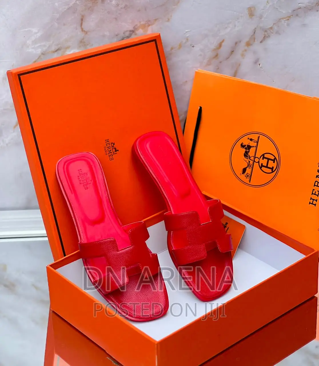 Auth Hermes Slippers in a Box