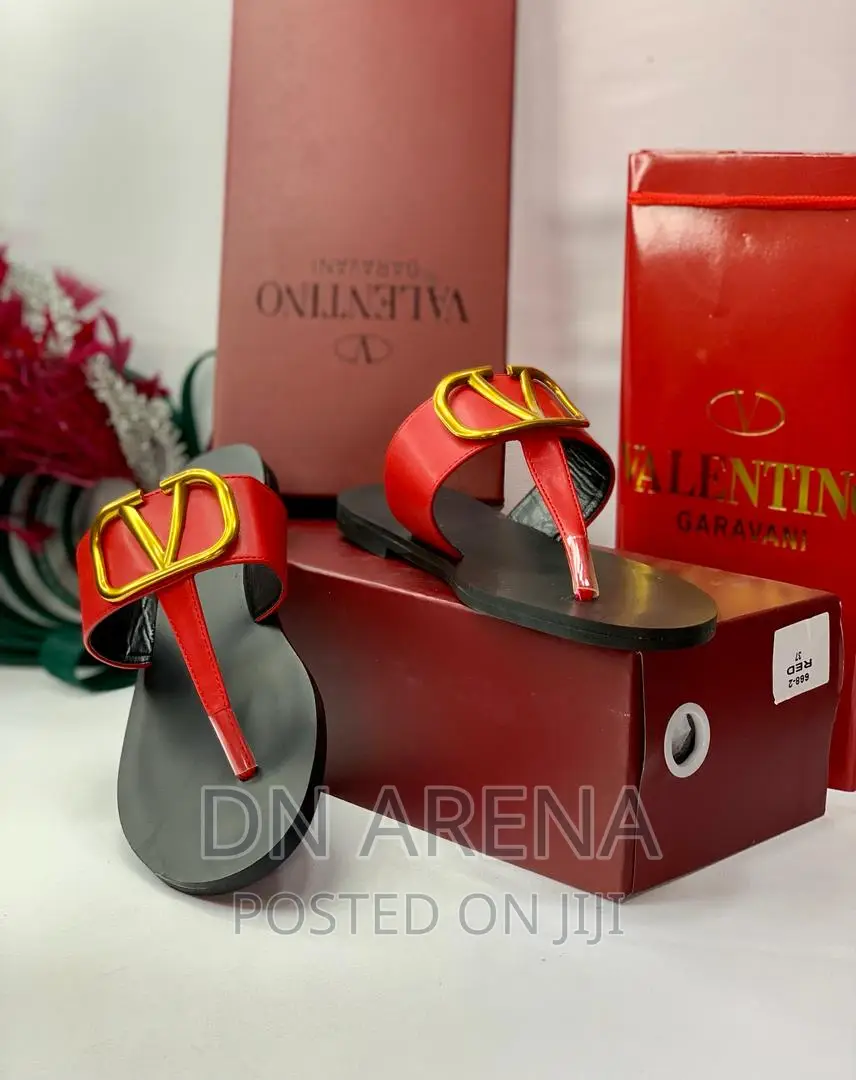 *Just in New VALENTINO SLIPPERS SIZE 37 to 41.