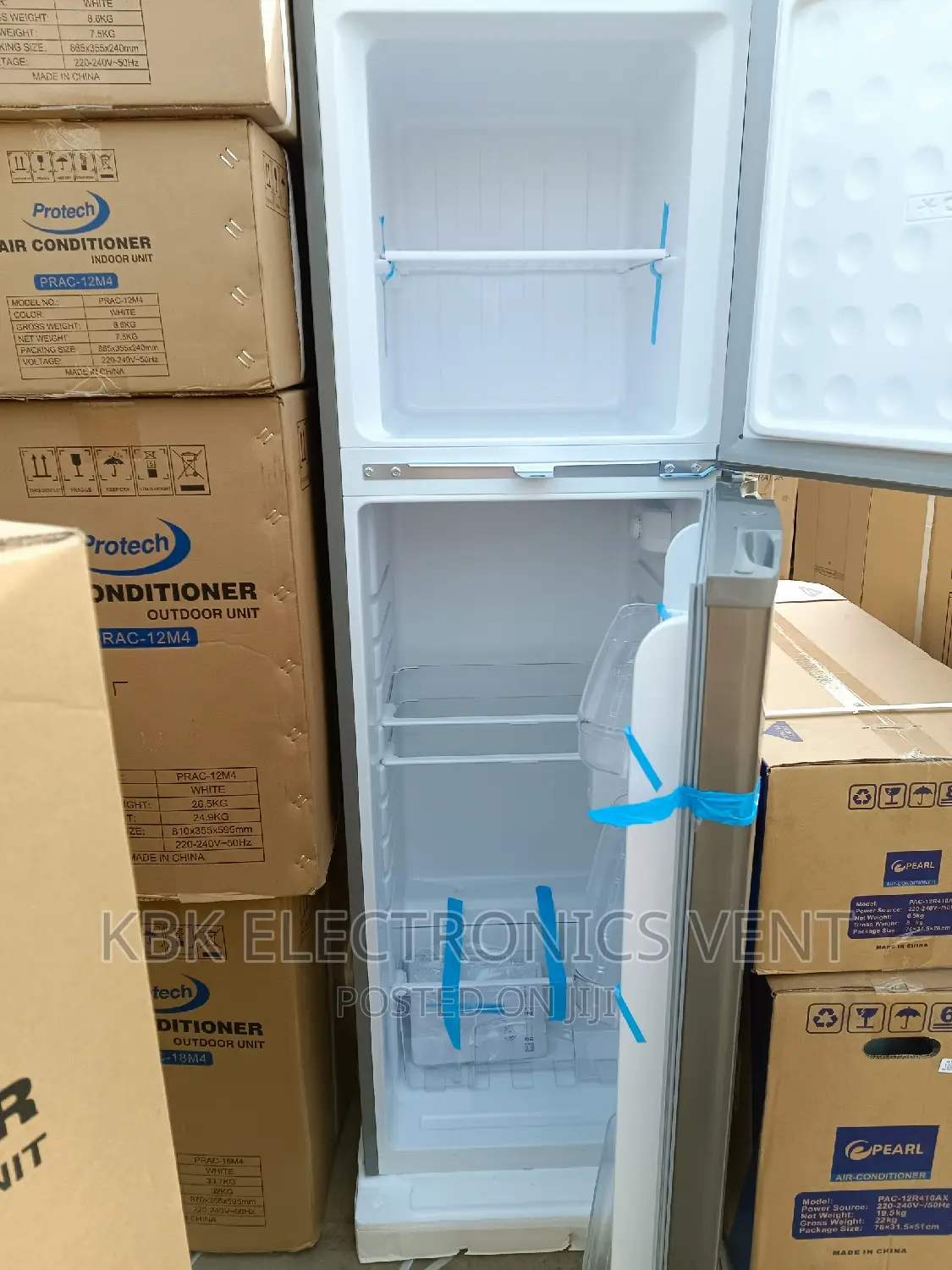 Roch 166ltr Double Door Refrigerators Top Freezer
