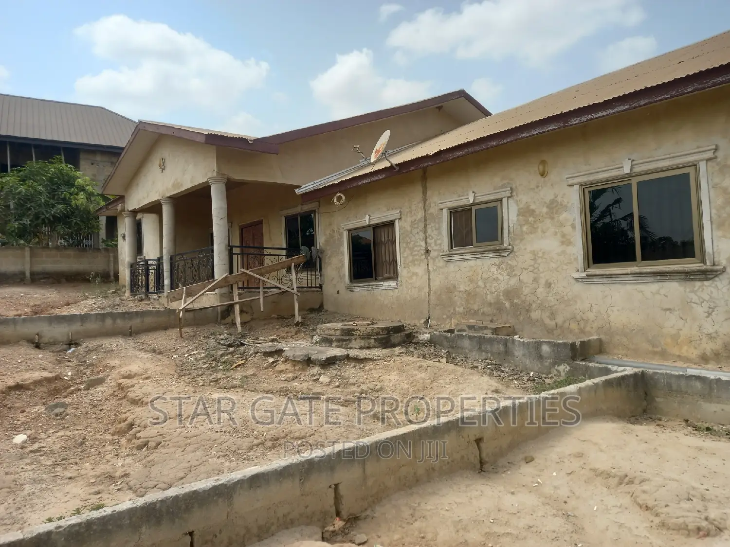5bdrm House in Star Gate Properties, Kumasi Metropolitan for sale