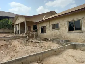 5bdrm House in Star Gate Properties, Kumasi Metropolitan for sale