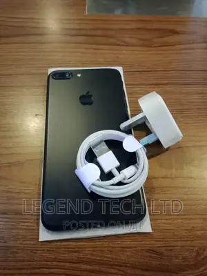 Apple iPhone 7 Plus 32 GB Black
