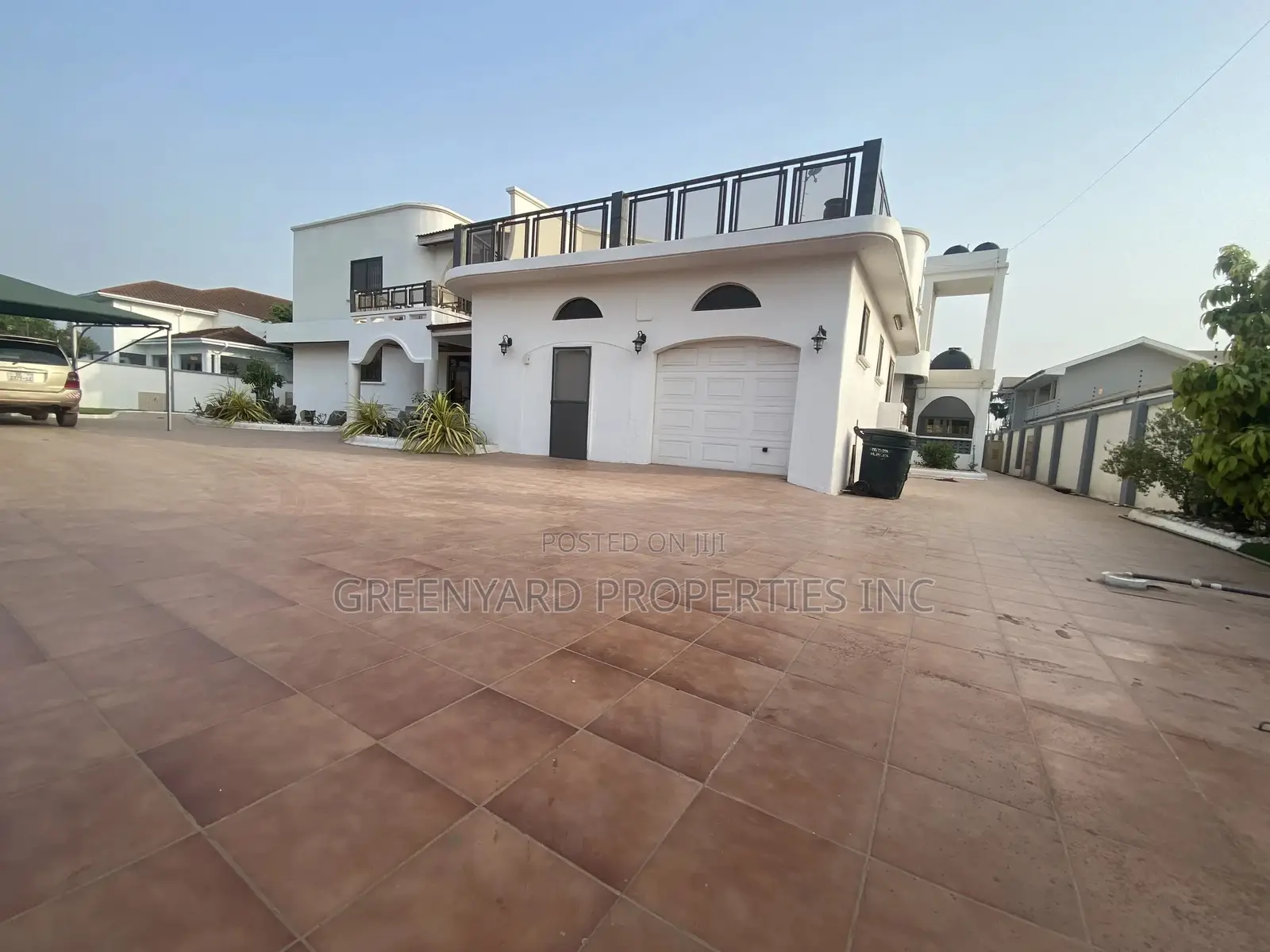 6bdrm House in East Legon for sale