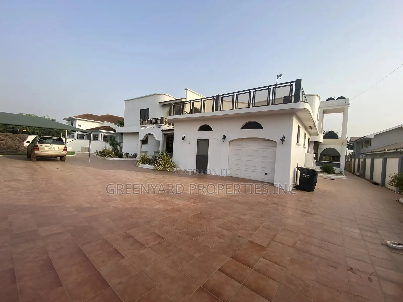 6bdrm House in East Legon for sale