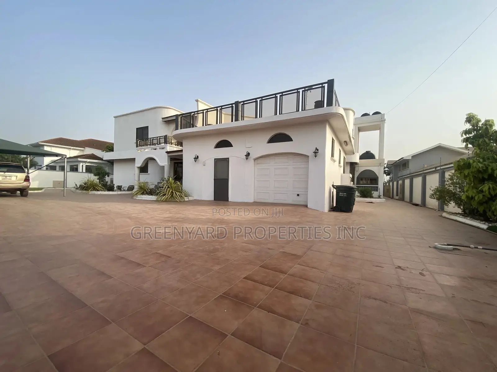 6bdrm House in East Legon for sale
