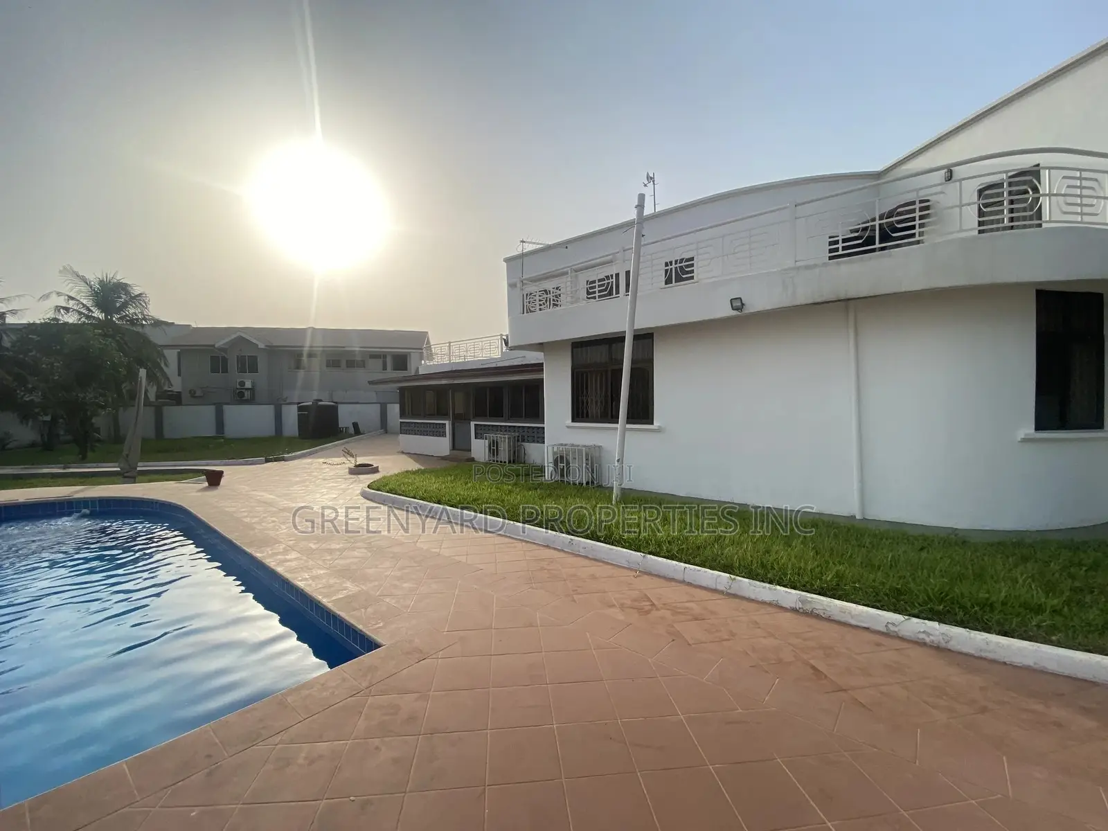 6bdrm House in East Legon for sale