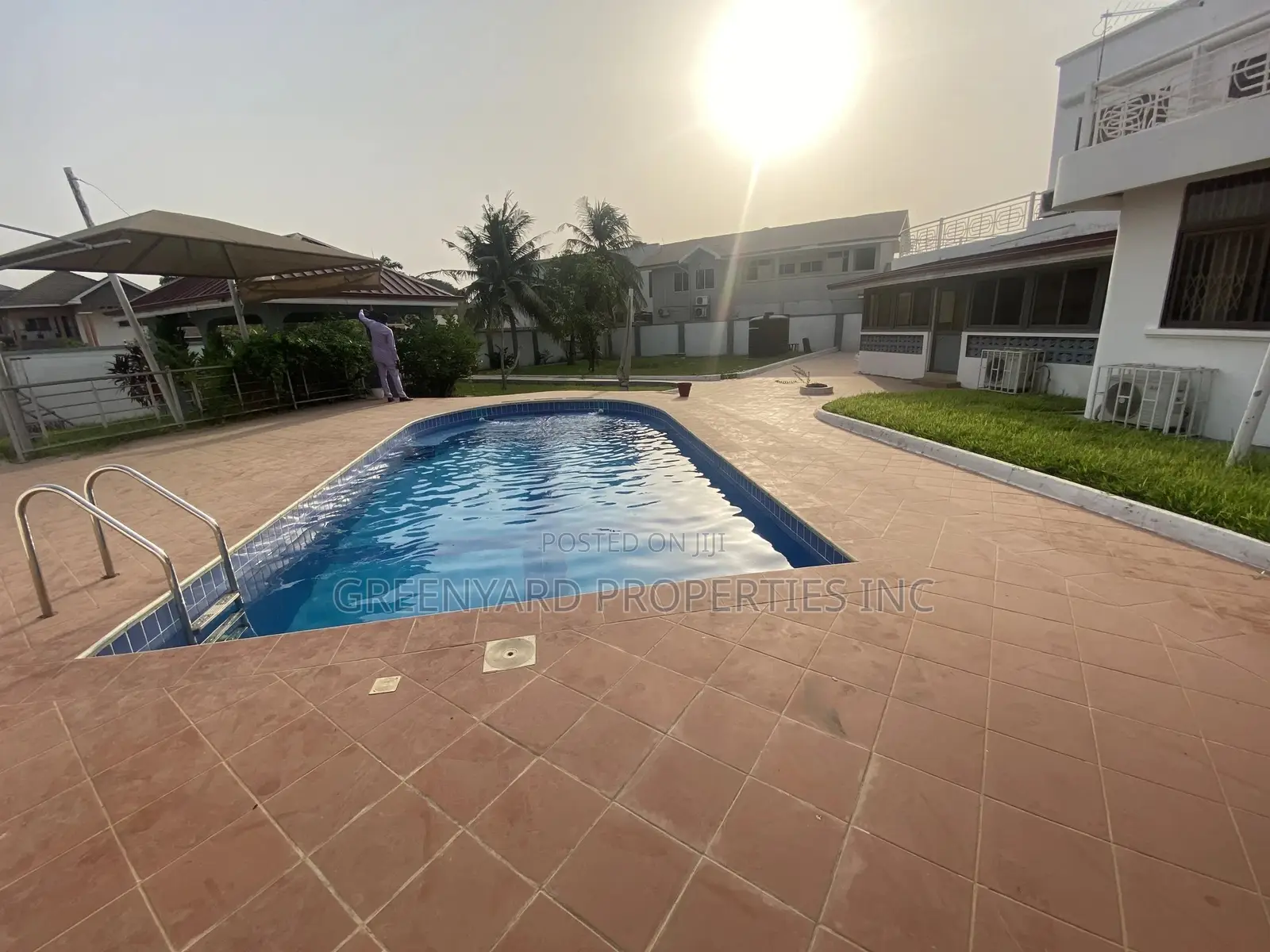 6bdrm House in East Legon for sale