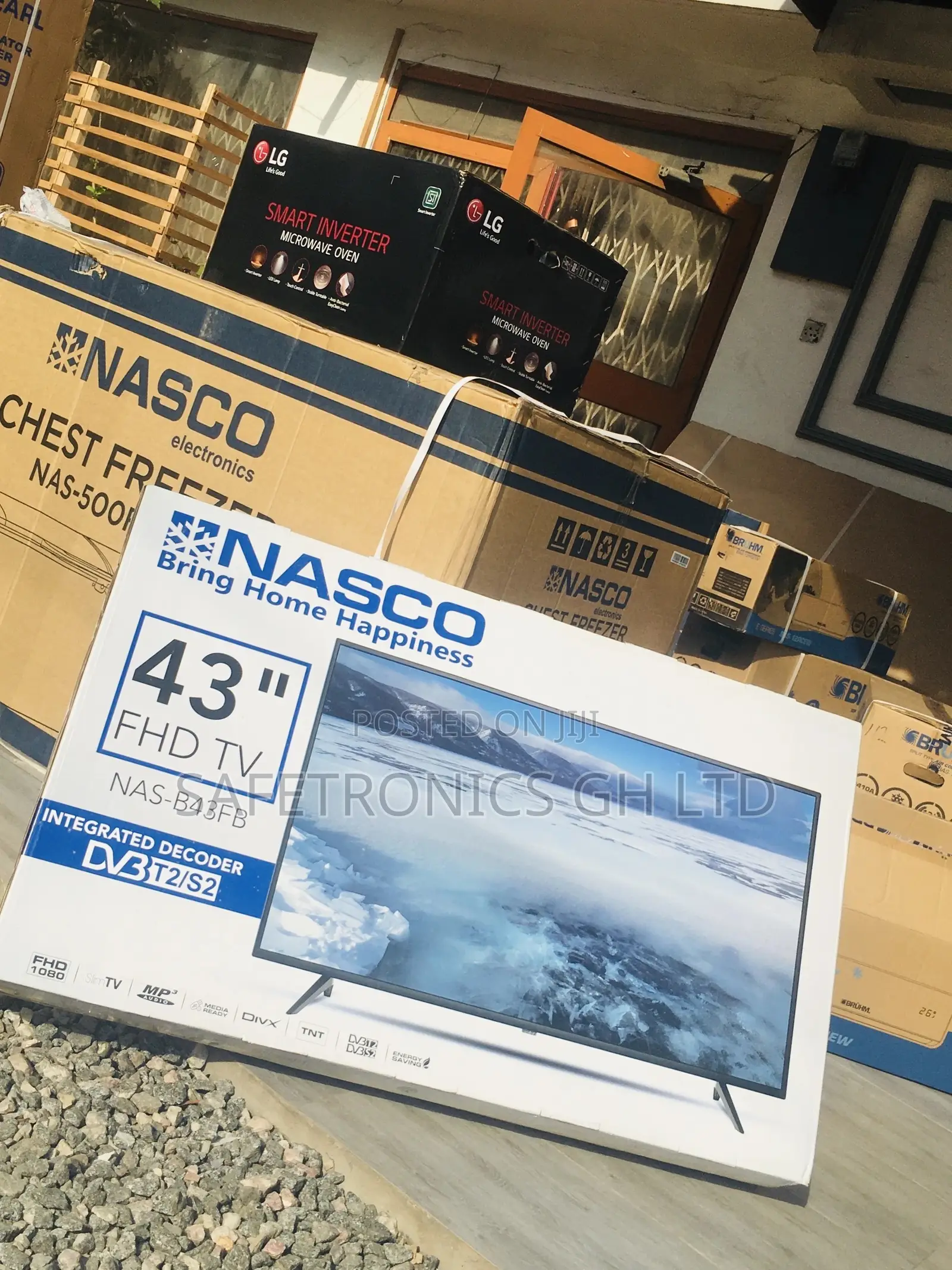 Digital 43 Inches Glossy LED Black Full HD Electric Nasco Tv