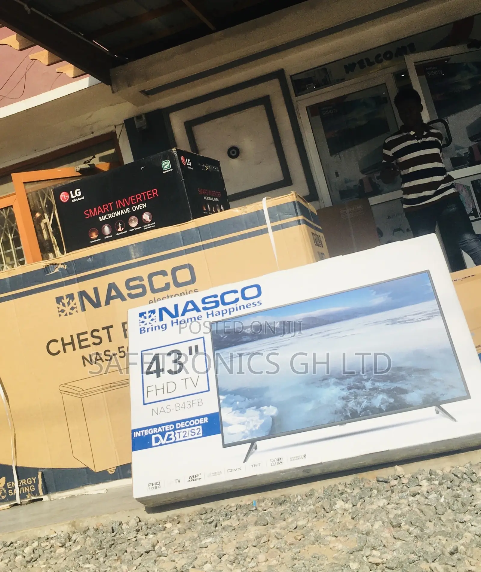 Nasco 43 Inches Glossy Full HD LED Electric Black Digital Tv