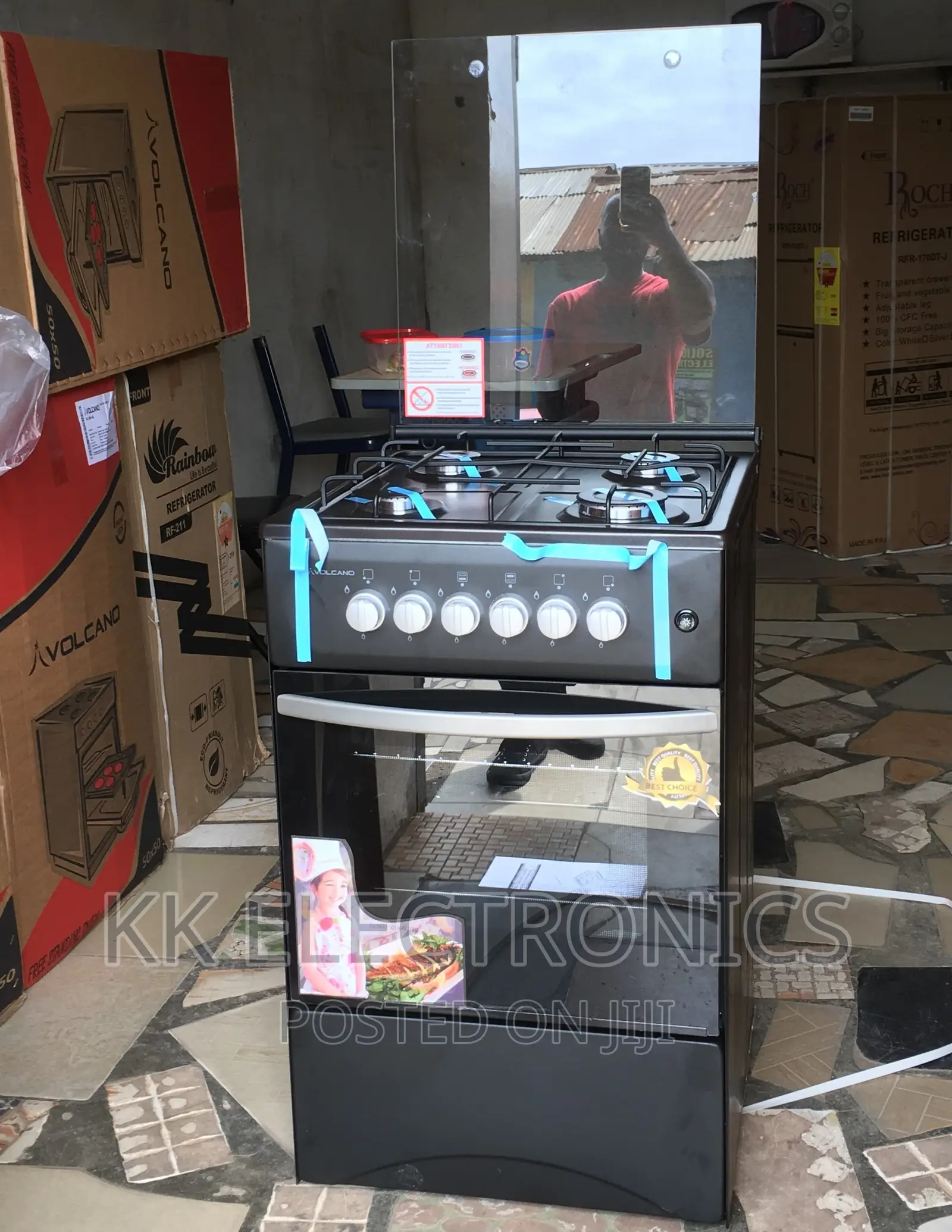 Italian Designed Volcano 4 Burner Gas Cooker in Accra Metropolitan