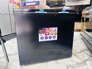 Zealous Sleek Black Chest Freezer Single Door 200L