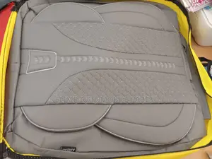 Classic American Seat Cover With Free Inside Mirror