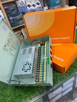 18 Way 12V DC 30 Amp Power Supply