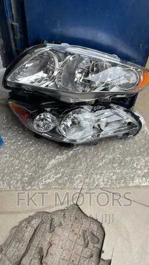 Toyota Corolla 2009/10/11/2012 Headlight Pair