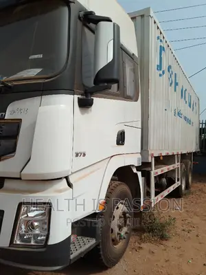 Brand New Complete Cargo /Box Shipping Trucks for Sale